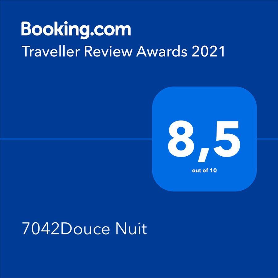 7042Douce Nuit Hotel Saint-Germain-Laval  Exterior foto
